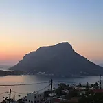 Sunset Masouri Myrties