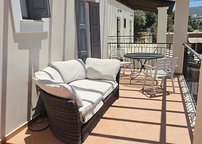 Sunset Masouri Myrties