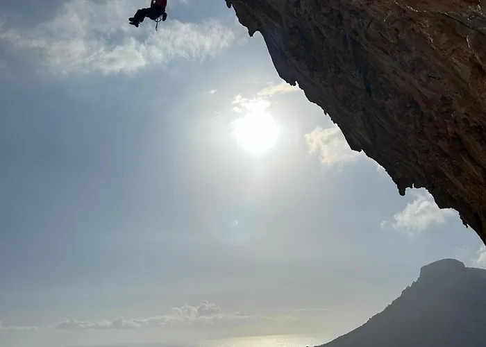 Sunset Masouri Myrties